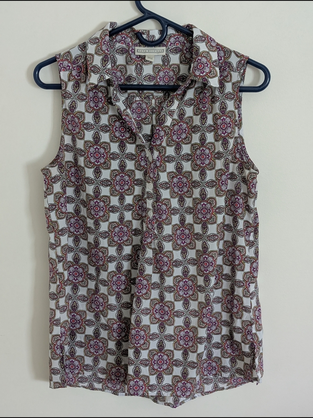 Dana Buchman Floral White Purple Pink Woven Collared Sleeveless Blouse M
